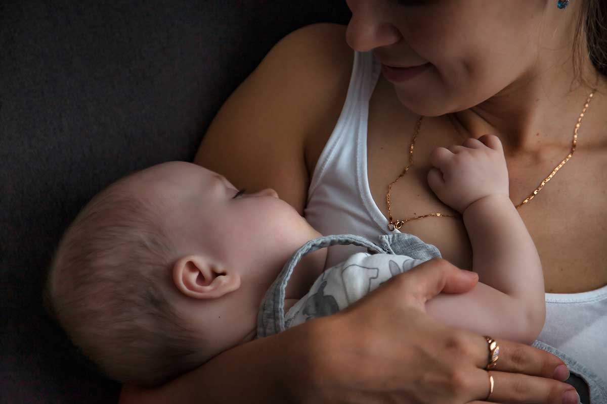 Why Do New Mothers Experience Shoulder Pain?