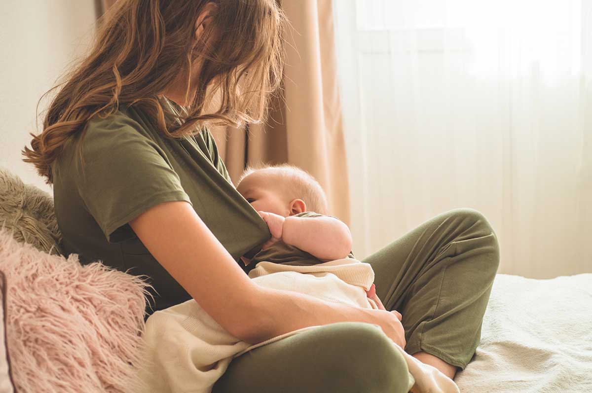 The Link Between Breastfeeding And Back Pain - Pregnancy Massage Gold Coast